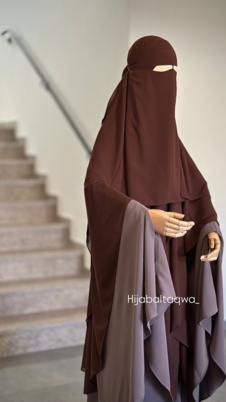 عباءة الملكة